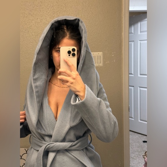 Elie Tahari Pale Blue Marla Oversized Collar Wrap Coat - Picture 10 of 12